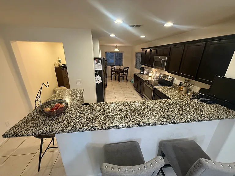 2233 E Stacey Rd — Photo 8