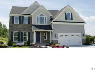 550 Hills Pond Rd, Webster, NY 14580