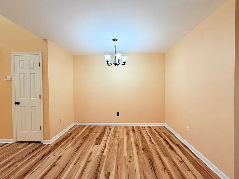 5302 Aden Ct — Photo 6