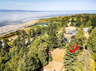 9999 Fox Point Rd, Pt Angeles, WA 98363