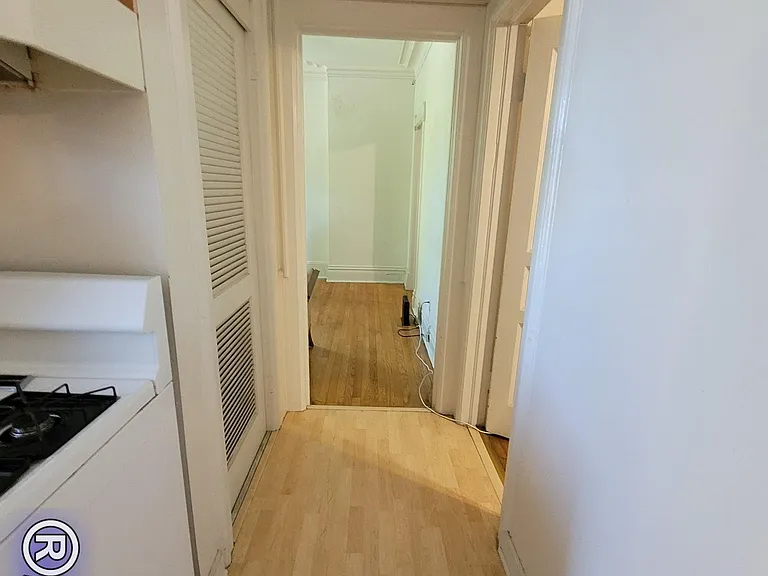 1333 W Flournoy St #2E — Photo 3