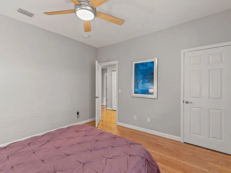 833 N Fern Creek Ave — Photo 14