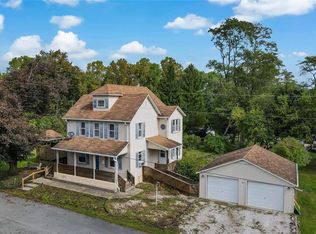 725 Marconi Ave, Roseto, PA 18013