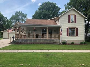 715 N Ottawa St, Saint Johns, MI