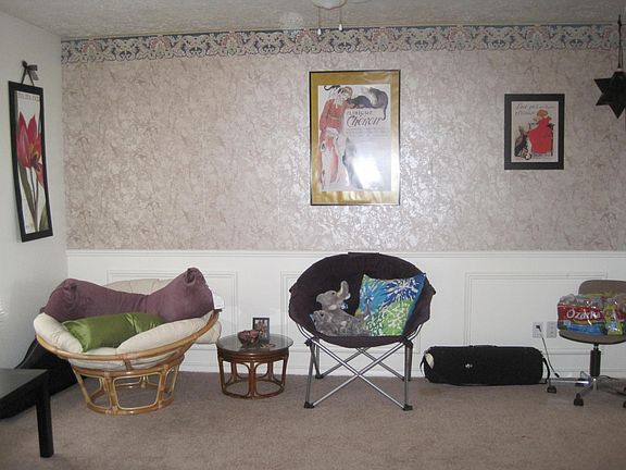 3rd image of 1801 Langford St