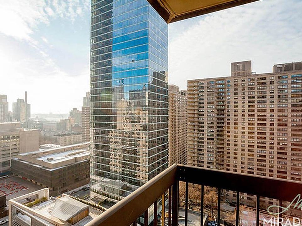 1st image of 145 W 67th St APT 21J