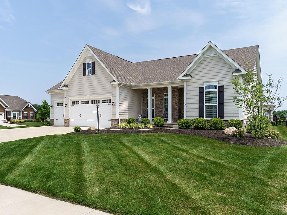 1st image of 7411 Paradisio Dr