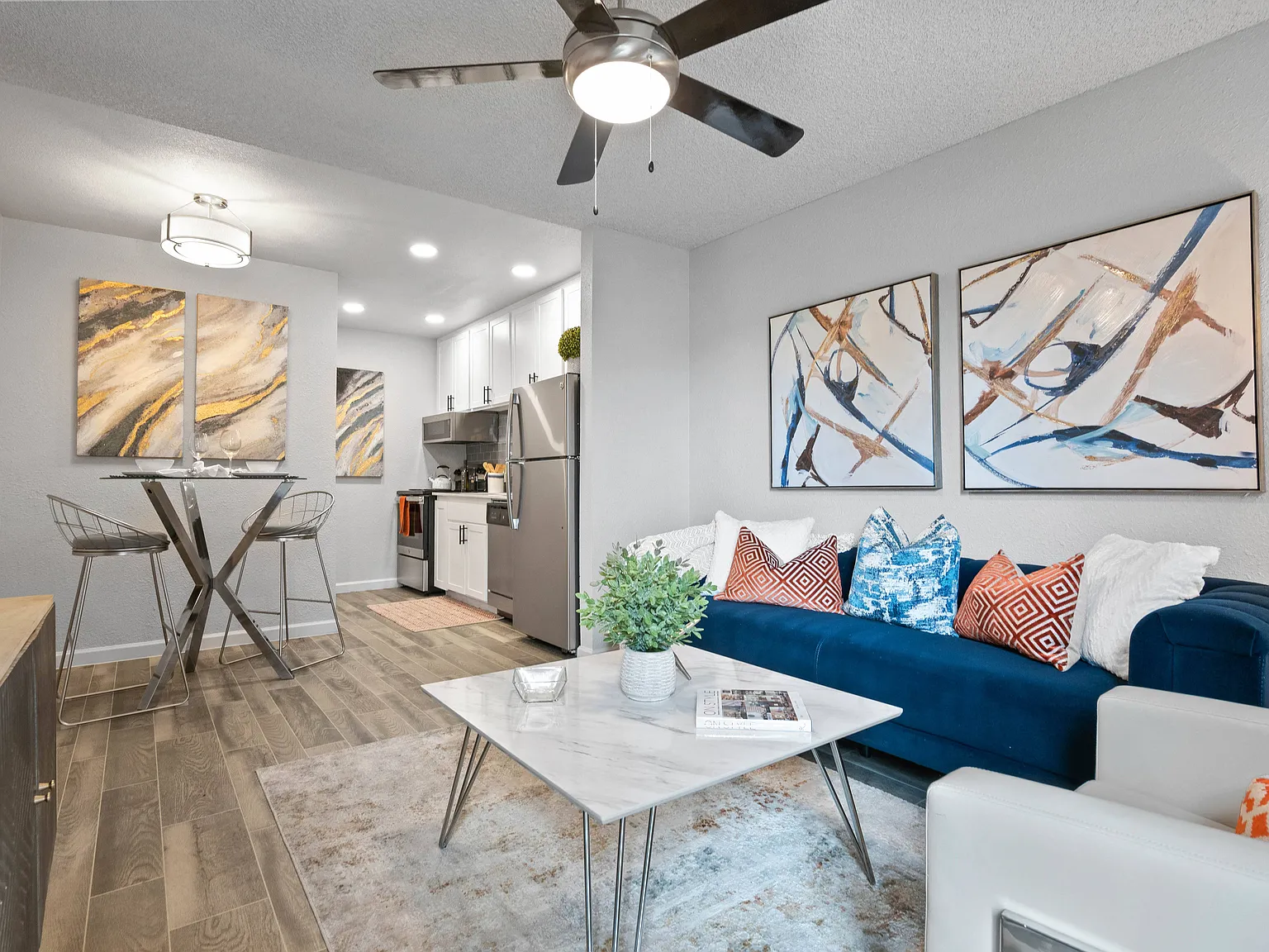 Delano Apartments — Photo 3