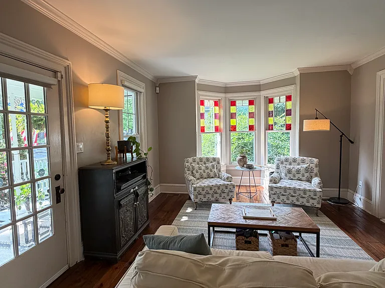 541 Union St — Photo 10