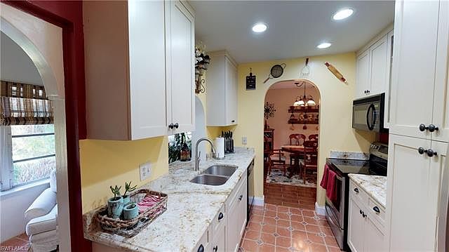 1st image of 1088 Forest Lakes Dr