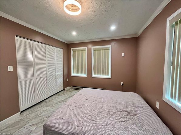 706 Ford St, Lexington, NC 27292