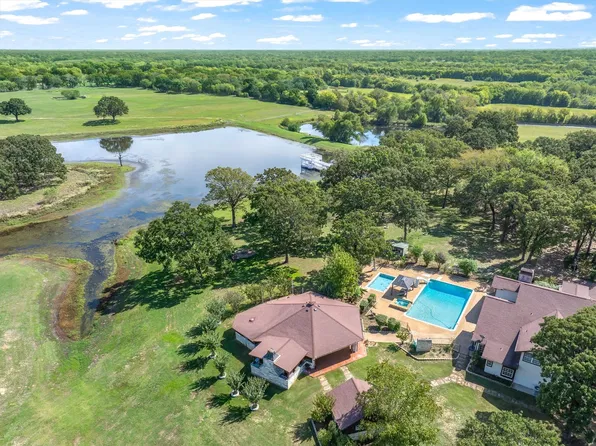323 County Road 3507, Edgewood, TX 75117