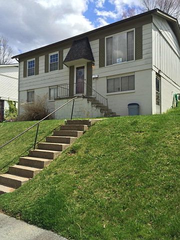 1st image of 407 Ewart Ave