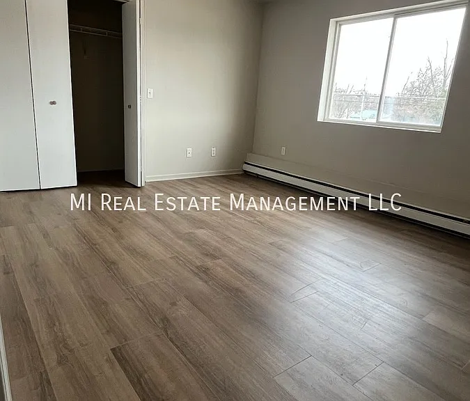 3359 Whitehall Rd — Photo 4
