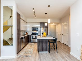 401 N Federal Hwy #211, Hallandale, FL 33009