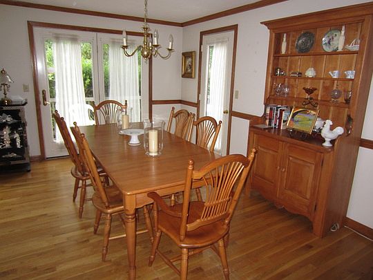 4th image of 45 Coles Pond Dr