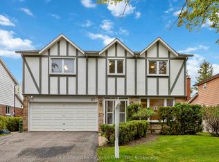 57 Cobblestone Dr, Toronto, ON M2J 2X6