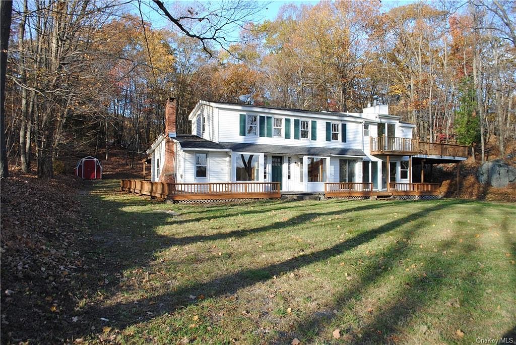 135 S Quaker Hill Road, Pawling, NY 12564 Zillow