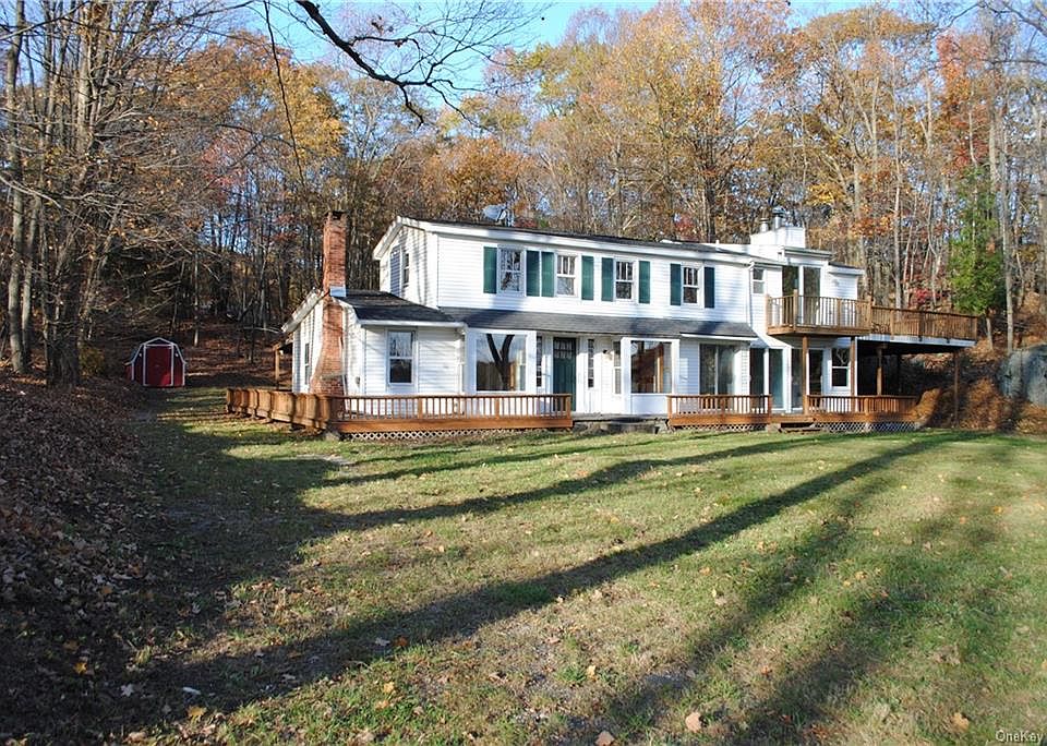 135 S Quaker Hill Road, Pawling, NY 12564 Zillow