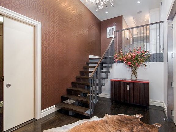 4th image of 109 Greene St APT 5B