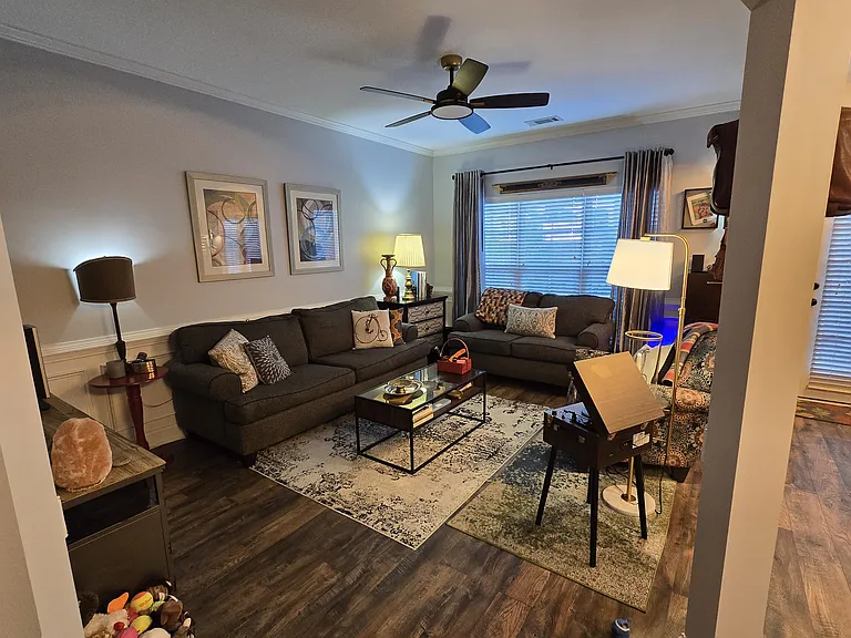 Olde Brownstone Ct — Photo 6