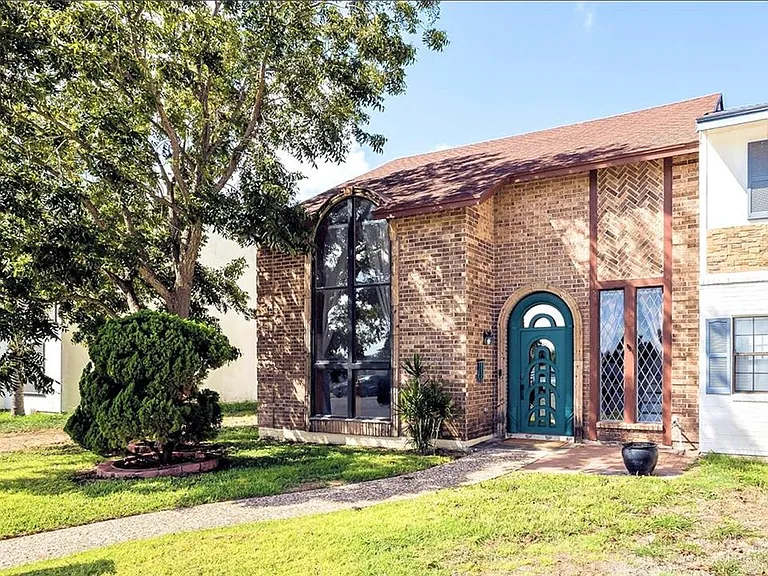 3014 Rose Ellen Dr — Photo 2