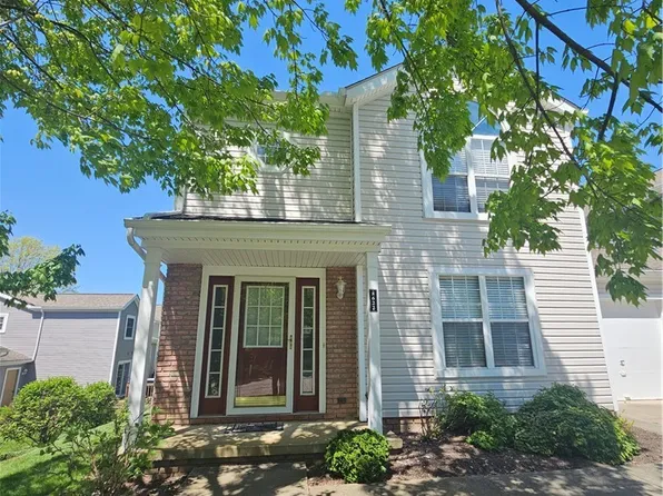 8622 Deerfield Cir, Macedonia, OH 44056