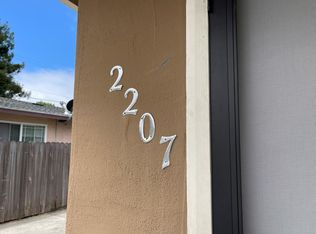 2207 Chanticleer Ave, Santa Cruz, CA 95062