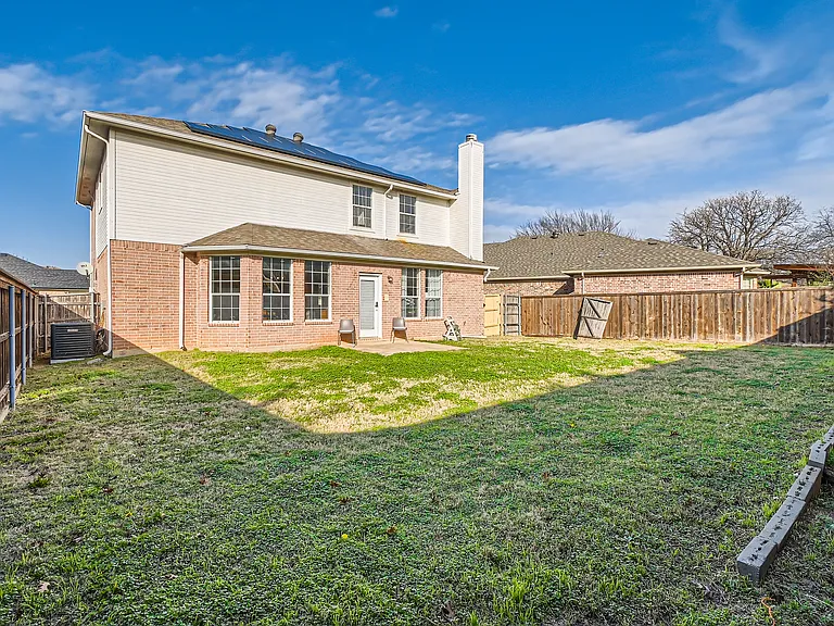 1880 Woodchase Dr — Photo 14