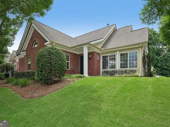 2102 Sweet Apple Cir, Alpharetta, GA 30004