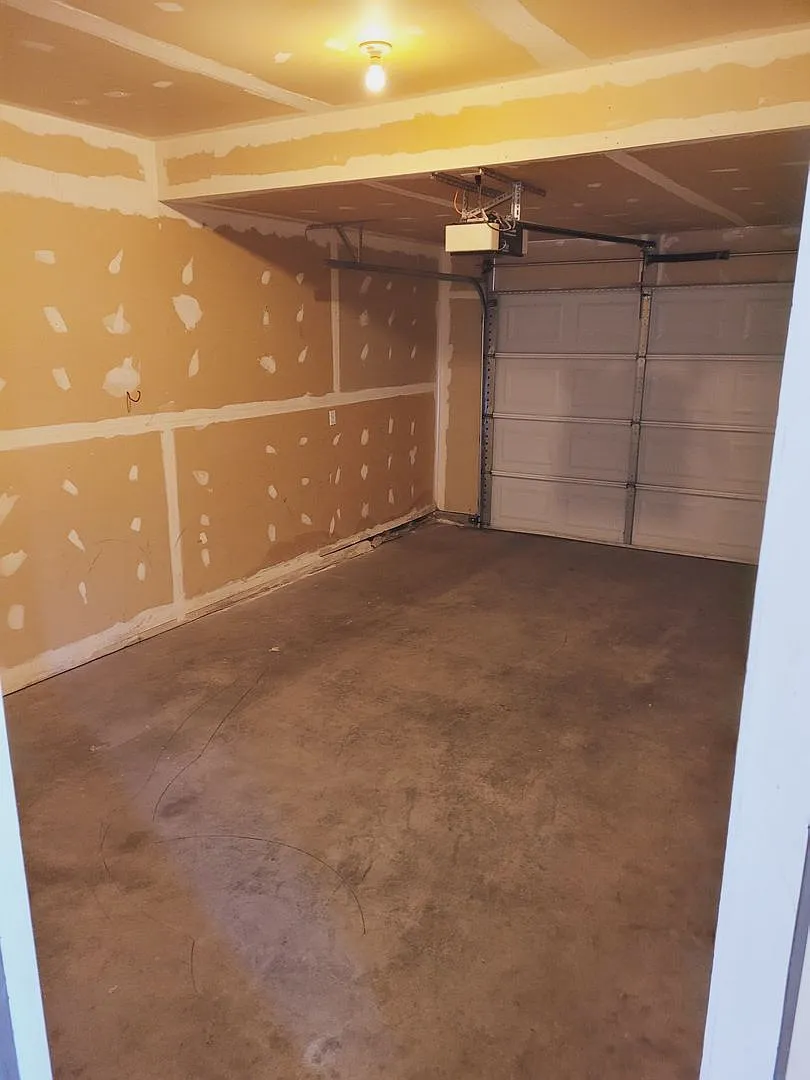 Bright & Convenient Townhouse Living! — Photo 3