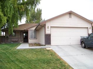 2902 NE Bobcat Dr, Nampa, ID 83687