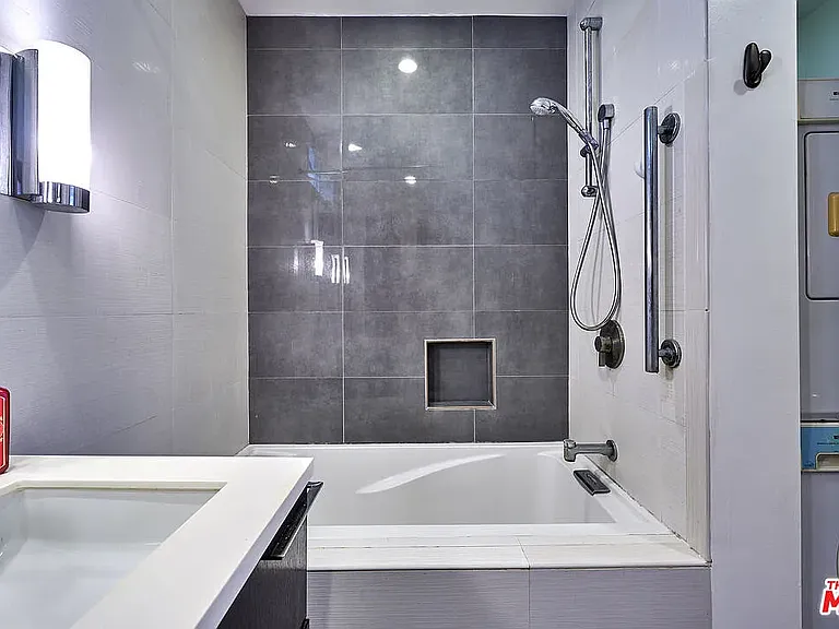 7907 Reading Ave — Photo 7