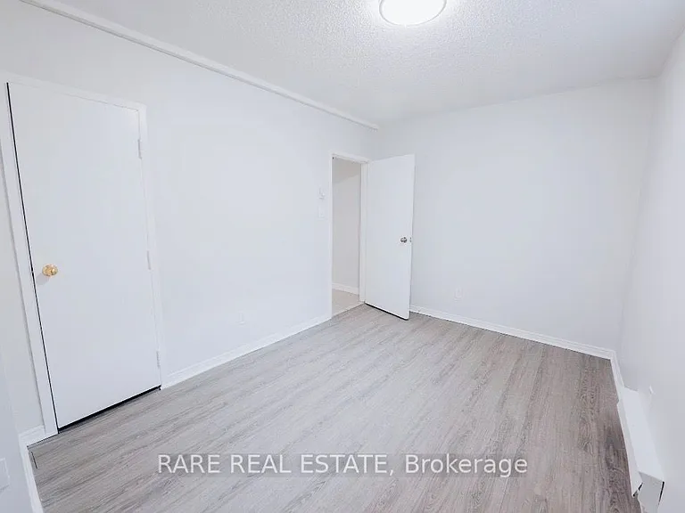 120 Spencer Ave #2 — Photo 4