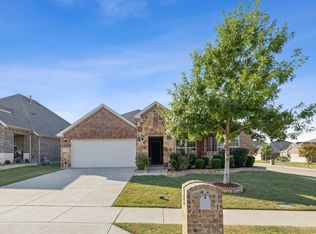 1900 Angein Ln, Fort Worth, TX 76131