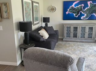 945 E Rio Pinar Ln, Eagle, ID 83616