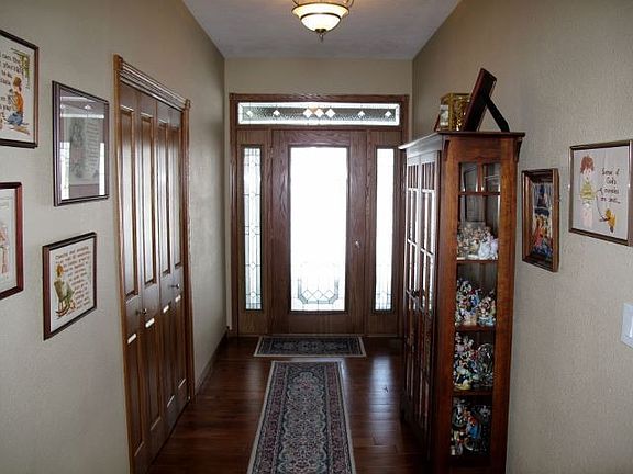 Entry way