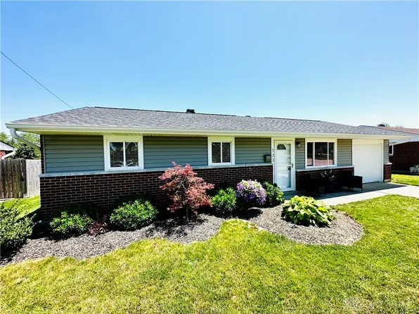 133 June Pl, Brookville, OH 45309