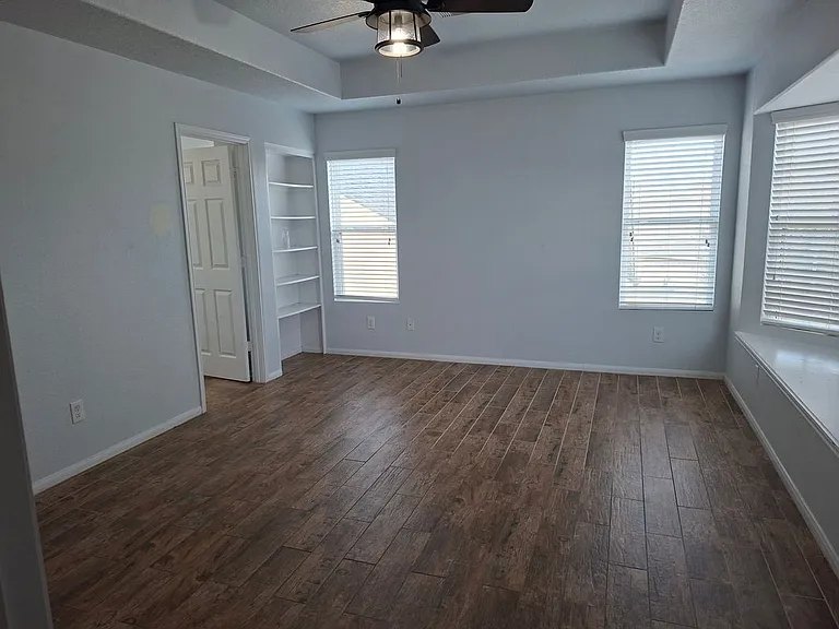 8311 Caraway Lake Cir — Photo 11