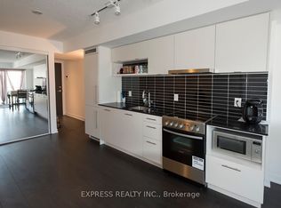 365 Church St #1613, Toronto, ON M5B 0B5