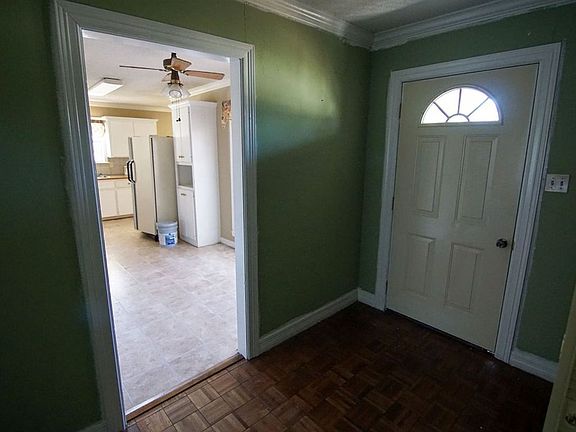 2nd image of 6302 Richmond Rd