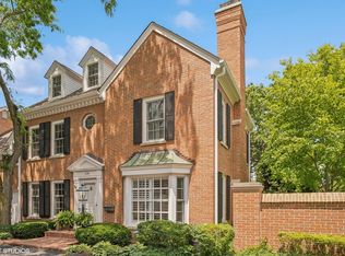 476 Linden St, Winnetka, IL 60093