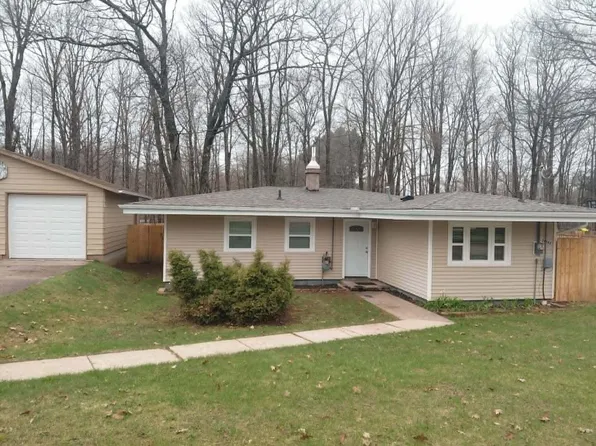 3438 S Reynolds Ln, Sault Sainte Marie, MI 49783