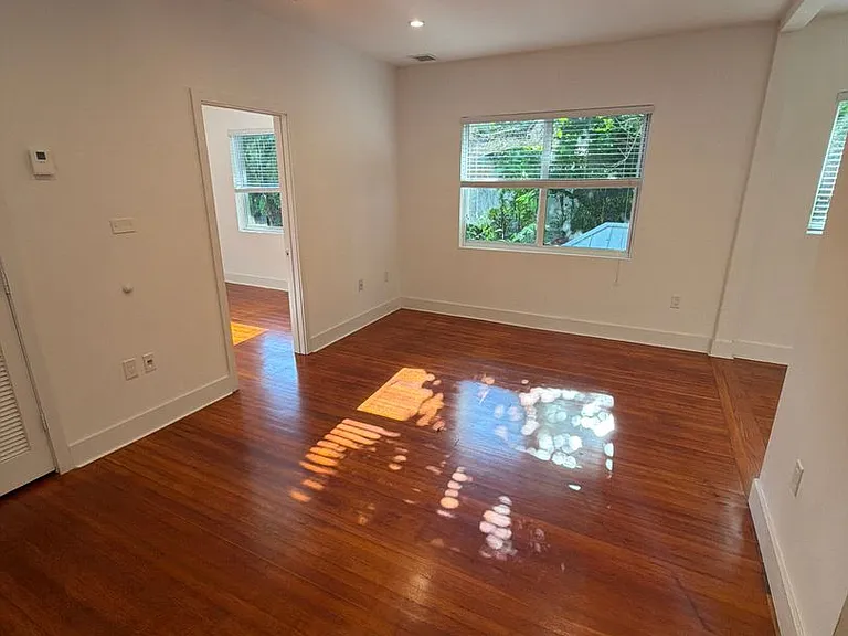 3661-3677 Poinciana Ave — Photo 5