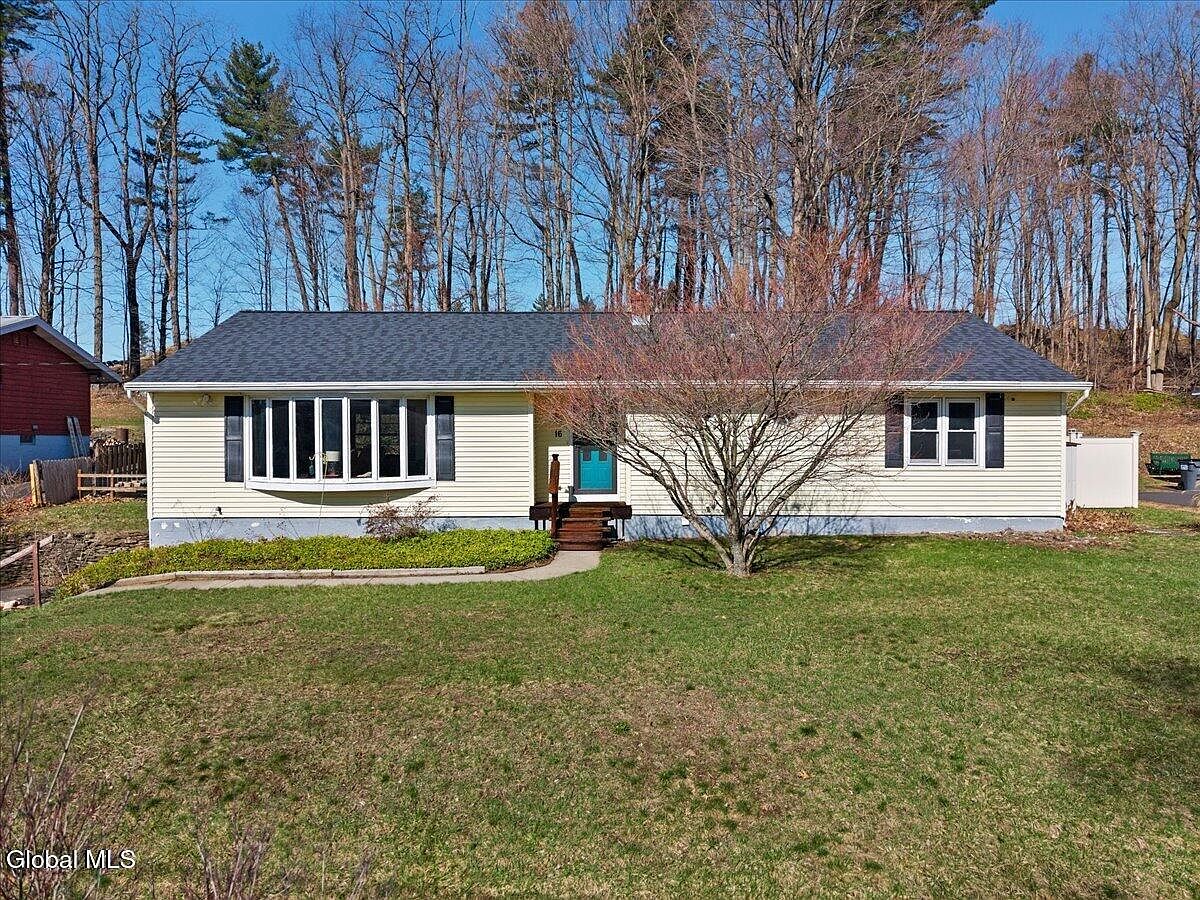 1st image of 16 Denison Road