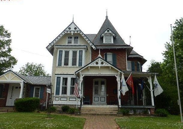 1st image of 224 Penn Ave