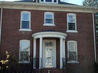 118 W Dean St, Virden, IL 62690