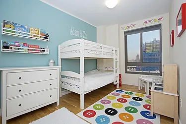 Sold by Space Marketing Shop