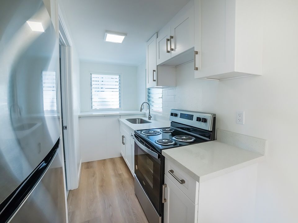 kitchen with beautiful appliances