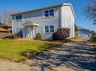 433 Spivak Dr, Schererville, IN 46375